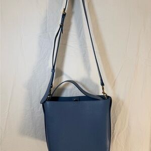 Cuyana Linea Bucket Bag in Blue